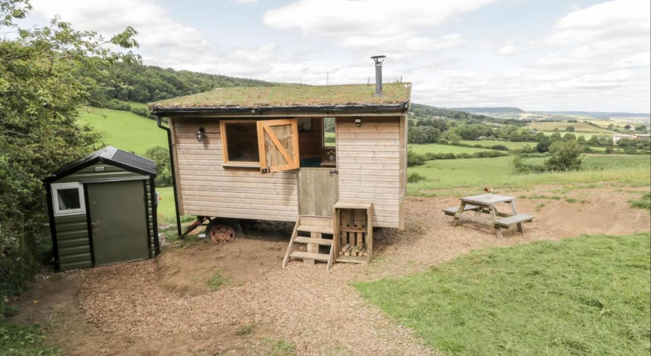 Shepherds Hut By Stepney Stays Scarborough Ngoại thất bức ảnh